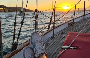 Romantic sunset boat tour in Lisbon